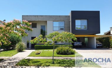 Casa - Nuevo Quilmes