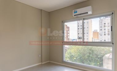 Semipiso de 2 ambientes con doble orientación - Lomas De Zamora