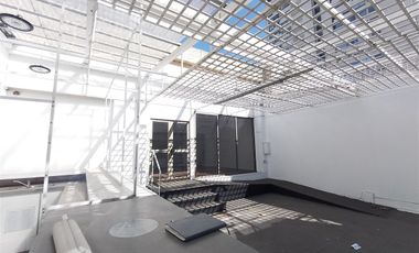 Local Comercial en Arriendo en 4 NORTE ALT 300-700