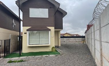 Arrienda casa nueva, excelente ubicación, sector protegido