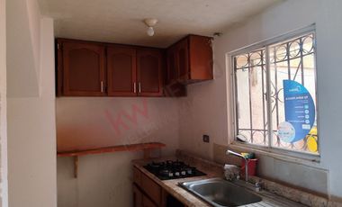 Casa en Privadas de Villa Fontana de dos habitaciones