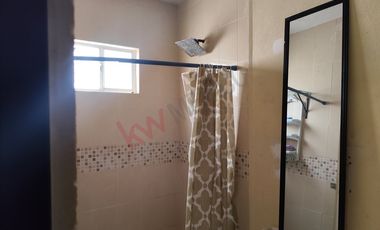 Casa en Privadas de Villa Fontana de dos habitaciones