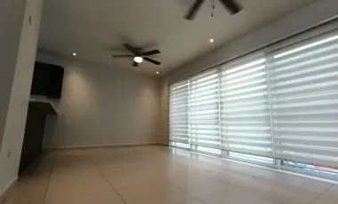 Casa en renta en Cumbres Andara, García, Nuevo León