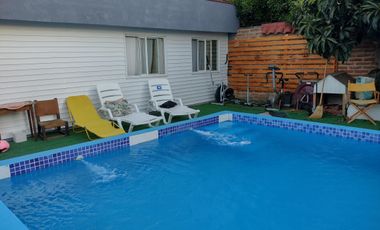 ARRTIENDO QUINCHO CON PISCINA, NO HABITACIÓN