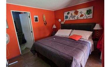 EXCELENTE CASA EN AVENIDA USO HABITACIONAL O COMERCIAL