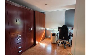 EXCELENTE CASA EN AVENIDA USO HABITACIONAL O COMERCIAL