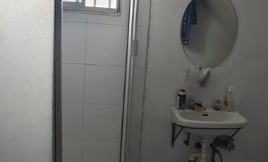 CASA CON LOCAL EN VENTA 4HAB 2 BAÑOS TALCA