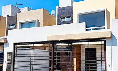 Renta de Casa Fracc Paseo Arboleda Toluca