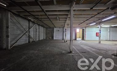 Oficina en Arriendo en A 200 m de Av. Fermín Vivaceta y a 250 m de Fundación Las Rosas