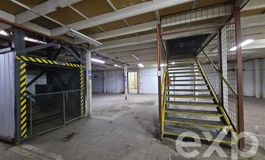Bodega en Arriendo en A 200 m de Av. Fermín Vivaceta y a 250 m de Fundación Las Rosas