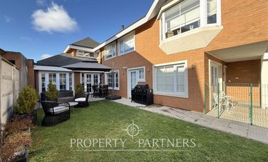 El Venado luminosa casa estilo Georgian