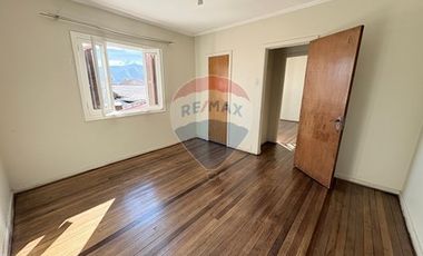 LUMINOSA CASA REMODELADA  USO COMERCIAL - RECOLETA