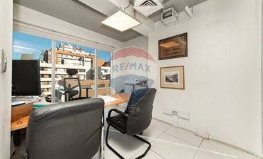 Oficinas en piso completo