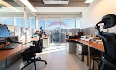 Oficinas en piso completo