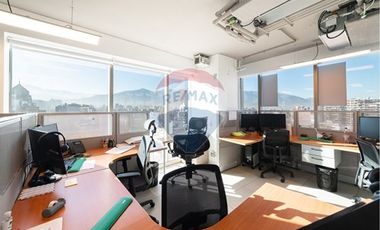 Oficinas en piso completo