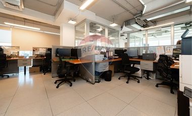 Oficinas en piso completo