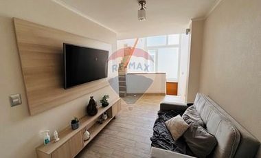 Maravilloso Town House, moderno y amplio