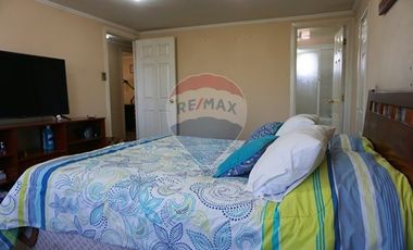 Amplia casa de 167m2 5D/3B en La Cisterna