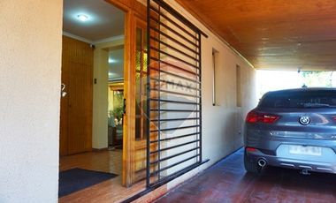 Amplia casa de 167m2 5D/3B en La Cisterna