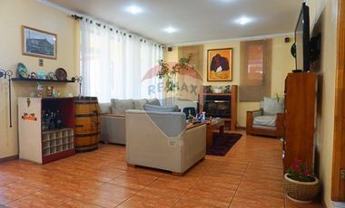 Amplia casa de 167m2 5D/3B en La Cisterna