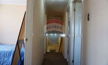 Amplia casa de 167m2 5D/3B en La Cisterna