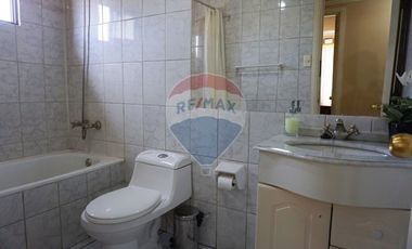 Amplia casa de 167m2 5D/3B en La Cisterna