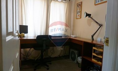 Amplia casa de 167m2 5D/3B en La Cisterna