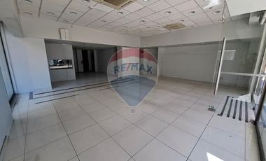 Local Comercial En Avenida Las Condes