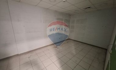 Local Comercial En Avenida Las Condes