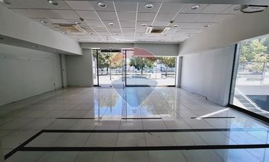 Local Comercial En Avenida Las Condes