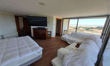 Casa AMOBLADA con gran jardín y piscina