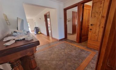 Casa AMOBLADA con gran jardín y piscina