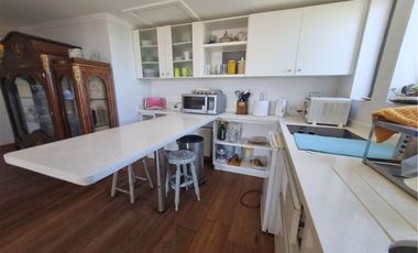 Casa AMOBLADA con gran jardín y piscina