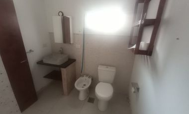 VENDE CASA EN PEREZ