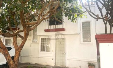 CASA EN RENTA  COTO SEGURO CERCA DEL ITESO