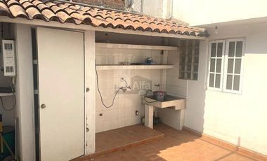 CASA EN RENTA  COTO SEGURO CERCA DEL ITESO