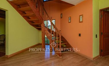 ARRIENDO COMERCIAL- para oficina Gran casa en parcela Lonquen Norte con tremenda ubicación, cerca de todo lo que necesites