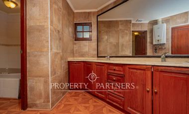 ARRIENDO COMERCIAL- para oficina Gran casa en parcela Lonquen Norte con tremenda ubicación, cerca de todo lo que necesites