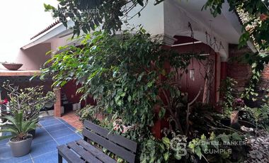 Casa en venta en Flores Magón