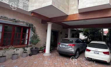 Casa en venta en Flores Magón