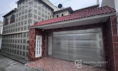 Casa en venta en Flores Magón