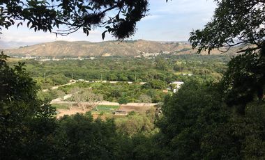 Venta terreno Guayllabamba, vista privilegiada con escrituras individuales
