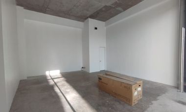 Local en Edificio de nueva Clínica Santa María