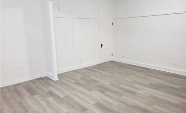 ALQUILER DE AMPLIA CASA CERCA A CALZADA DE  AMADOR 98.9M2