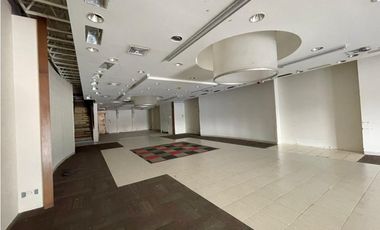 LOCAL COMERCIAL / LOS PUEBLOS / JUAN DIAZ / 570M / 2 NIVELES