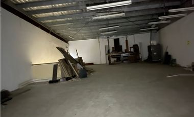 LOCAL COMERCIAL / LOS PUEBLOS / JUAN DIAZ / 570M / 2 NIVELES