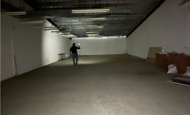 ALQUILER DE LOCAL COMERCIAL EN LOS PUEBLOS DE 570M CON 2 NIVELES