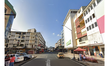 CALIDONIA / GALERA / 3 NIVELES / SOBRE LA VIA / 930M / CON ELEVADOR