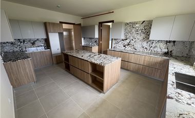 Venta Santa María | PH Pinnacle | Lujo a Estrenar Vista al Golf - JAC