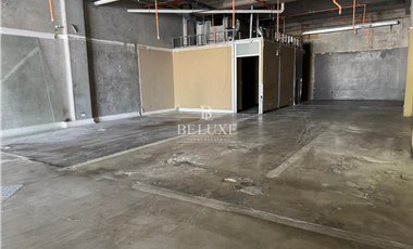 ALQUILER DE LOCAL COMERCIAL EN PLANTA BAJA COSTA DEL ESTE (20)